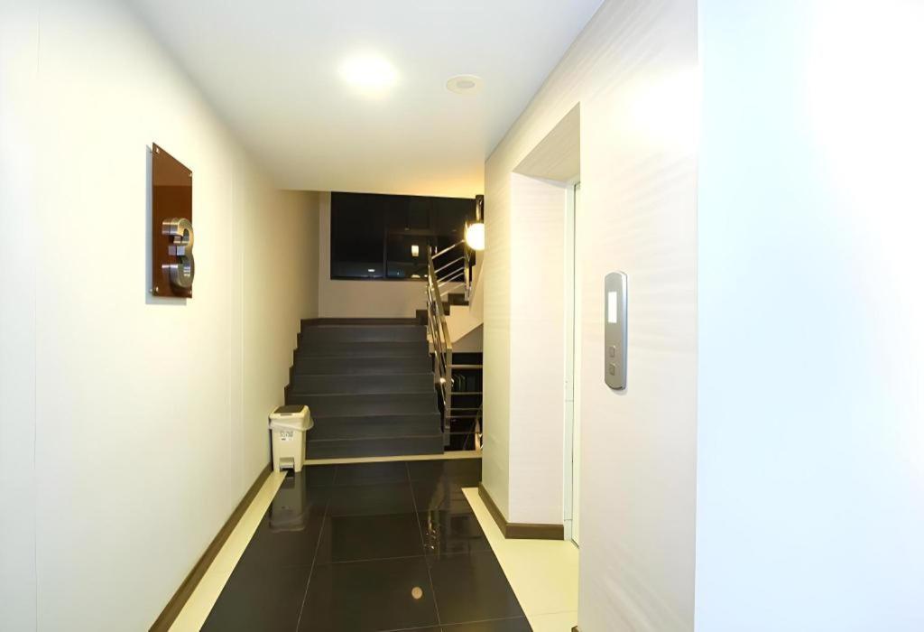 Udtel Boutique Hotel Udonthani Buitenkant foto