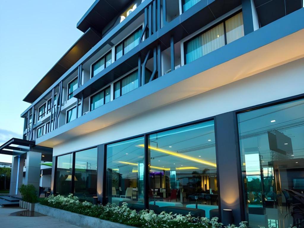 Udtel Boutique Hotel Udonthani Buitenkant foto